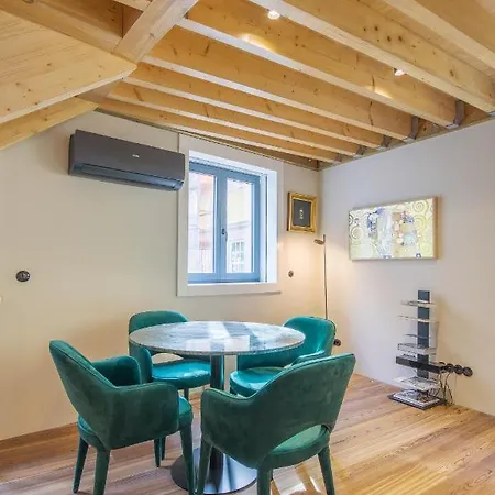 62 Design House Ii